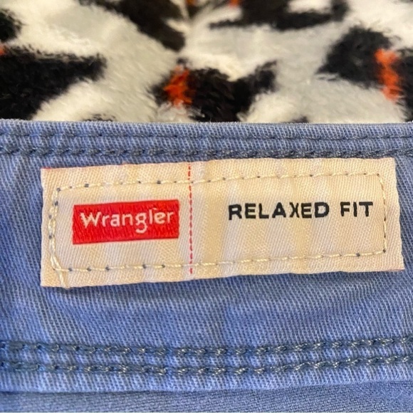 Wrangler men's size 42 blue relaxed fit cargo shorts - Picture 8 of 8